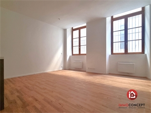 appartement à la location -   30200  BAGNOLS-SUR-CEZE, surface 29 m2 location appartement - APR675682